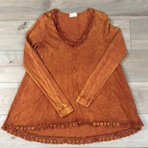 Altar’d State Women's Orange Vibtage Wash Long Sleeve Tunic Top Lace Lined